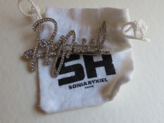 Sonia rykiel brooch deals