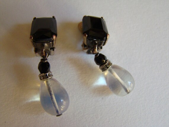 armani earrings very