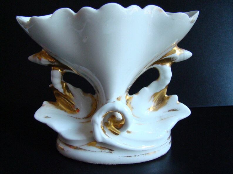 Bridal vase in white china old french tradition image 1