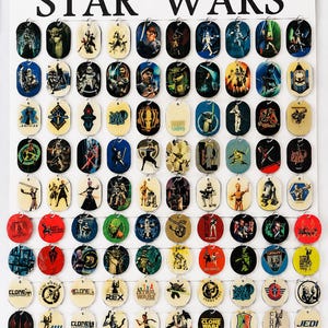 Colección Star Wars –Lote de Chapas Dog Tags Metálicas –Personajes, Jedi, Clone Wars y Droides –Coleccionismo 10050 redondos y 50 ovalados