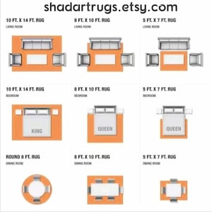 K&ouml;nnte beinhalten: Diagramme, die Teppichgr&ouml;&szlig;en und Raumlayouts veranschaulichen. Enth&auml;lt Wohnzimmer-, Schlafzimmer- und Esszimmeranordnungen mit Teppichma&szlig;en wie 3,05 m x 4,27 m, 2,44 m x 3,05 m und 1,52 m x 2,13 m. Der Text "shadartrugs.etsy.com" befindet sich oben.