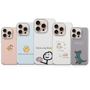 Puede incluir: Un juego de tres tazas de cerámica con un acabado mate moteado. Las tazas son en tonos crema, gris claro y gris oscuro. Cada taza tiene un diseño simple y minimalista, ideal para café o té.