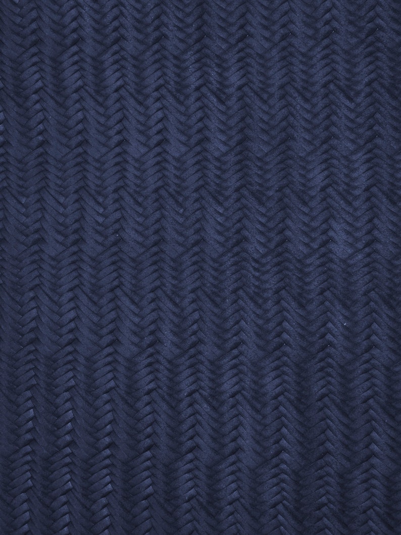 Leather 3 or 4 or 5 or 6 sq ft Braided Italian Fishtail NAVY Blue Cowhide SOFT 3.5 oz 1.4 mm PeggySueAlso\u2122 E3160-26