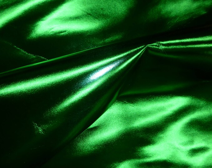 Smooth Metallic 12"x12" Emerald / Christmas GREEN Foil Cowhide Leather 2.25oz / .9mm  PeggySueAlso® E2845-12