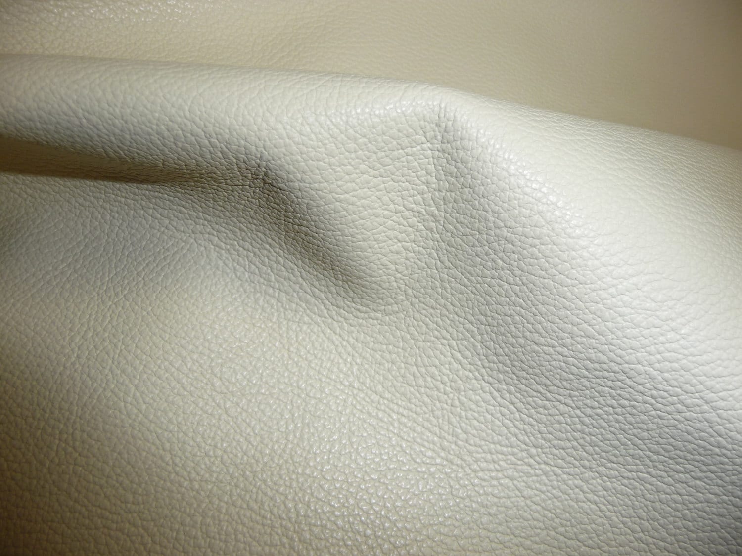 Leather 12"x12" Divine EGGSHELL Cream Pebble top grain Cowh…