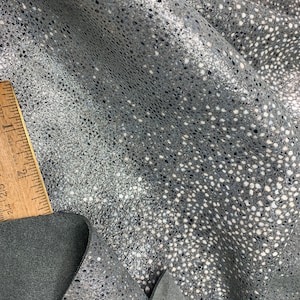 Smooth Stingray 12&quot;x12&quot; SILVER / Gray EXOTIC Cowhide Leather 2.5-2.75oz/1-1.1 mm PeggySueAlso E1290-02  hides available