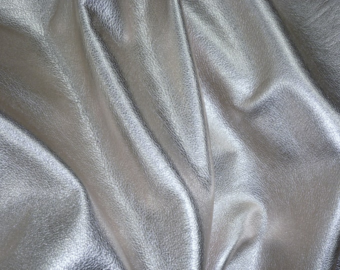 Pebbled Metallic 2 pieces 4"x6" SILVER Soft Pebbled Metallic cowhide shows the grain 3-3.25 oz / 1.2-1.3 mm  PeggySueAlso® E4100-03