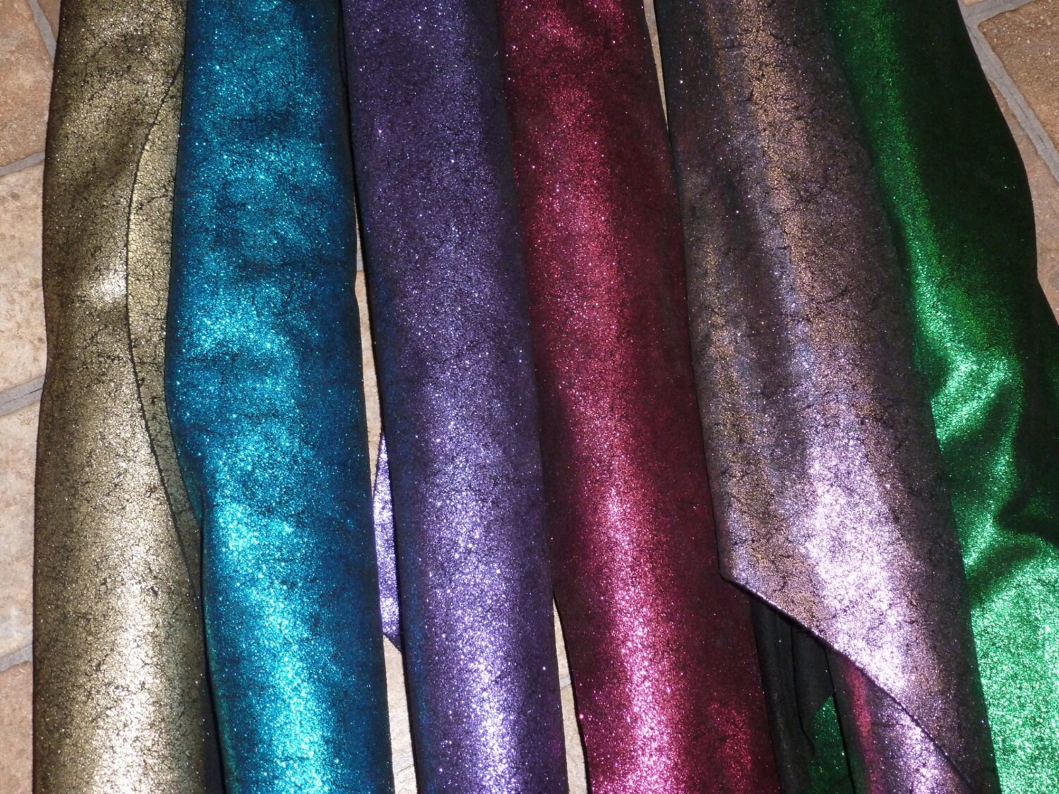 Metallic Leather 3-4-5-6 sq ft Vintage Crackle Electric TEAL BLUE On