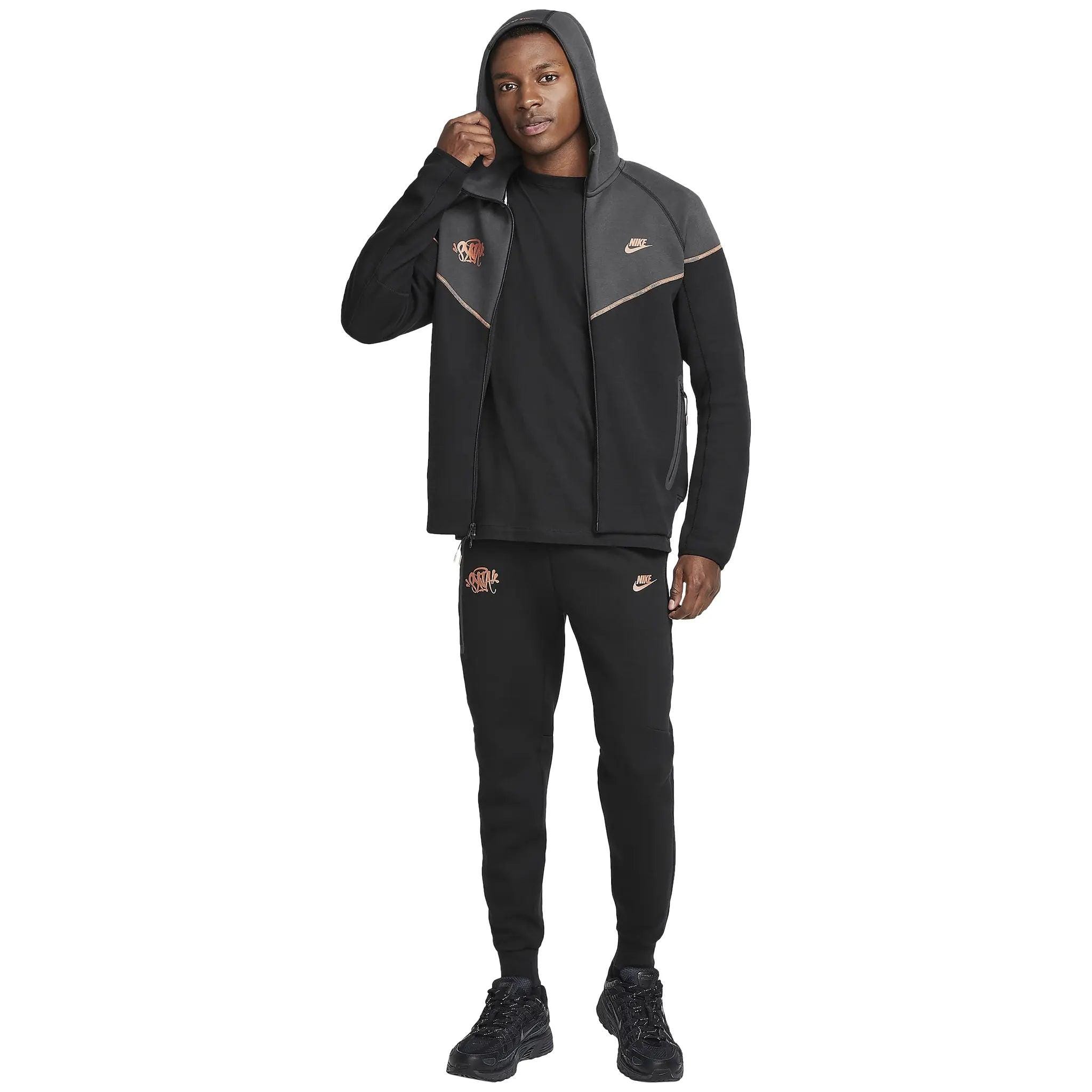 Syna World Blackout Tracksuit ] Syna World X Nike Central Cee Tech