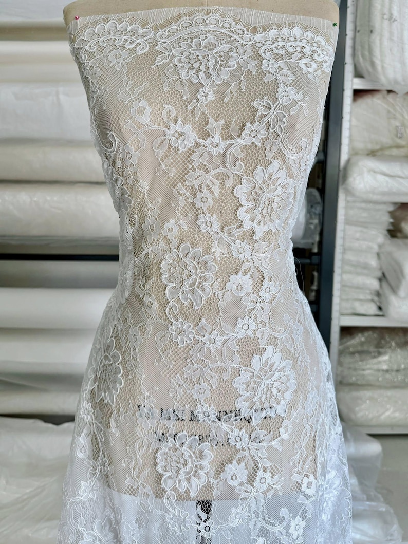 Robe de mariée sirène en dentelle à col haut, robe de mariée à manches longues, robe de mariée éthérée pour palais de justice, vintage image 14