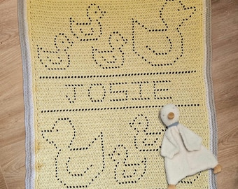 Personalised duck crochet baby blanket pattern- custom name blanket- PDF digital download