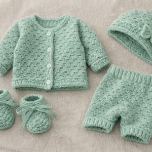Modello di completo da lavorare a maglia per neonati / Cardigan, pantaloni, cappello e scarpine DK facili (modello PDF 0-3 mesi)