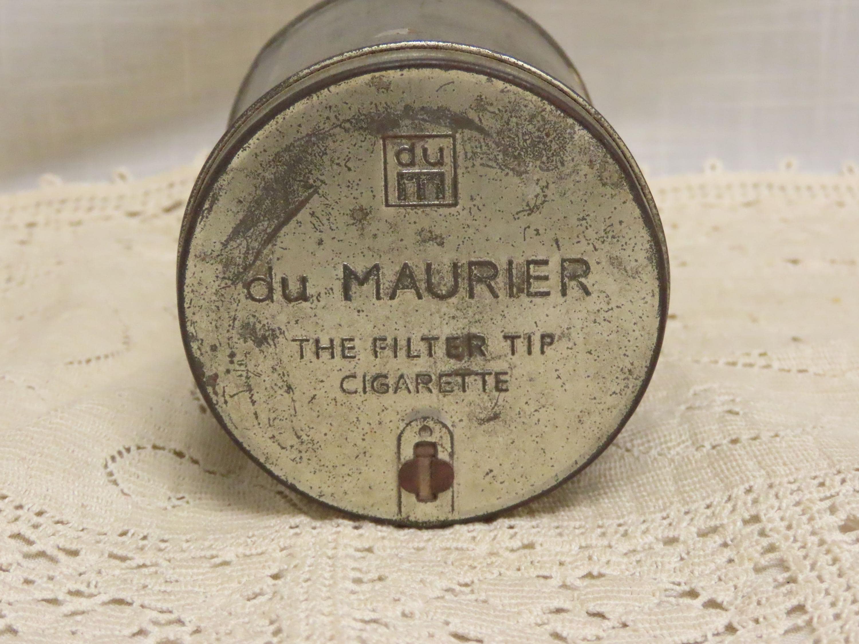how many people die from cigarettes a day Smoking