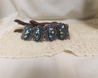 SALE Vintage Large Bodacious Navy Blue Confetti Lucite Link Bracelet