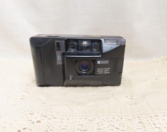 Vintage Riquartz AF-60 Ricoh Analog Camera With Film Inside