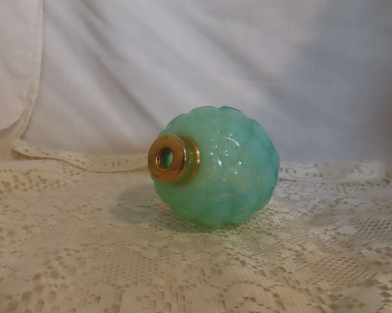Vintage DeVilbiss Green Opalescent Quilted Glass … - image 2