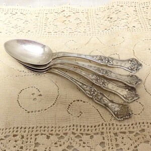 Antique Set Of 4 Sterling Silver Teaspoons Simpson, Hall, Miller & Company Embossed Leaf Motif Hand Engraved
