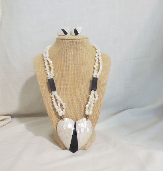 Vintage Mother Of Pearl Demiparure Necklace Pierc… - image 1