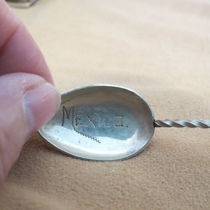 VENTE vintage Mexique cuillère souvenir en argent sterling tête d'indien embout bol gravé à la main embout découpé embout figuratif