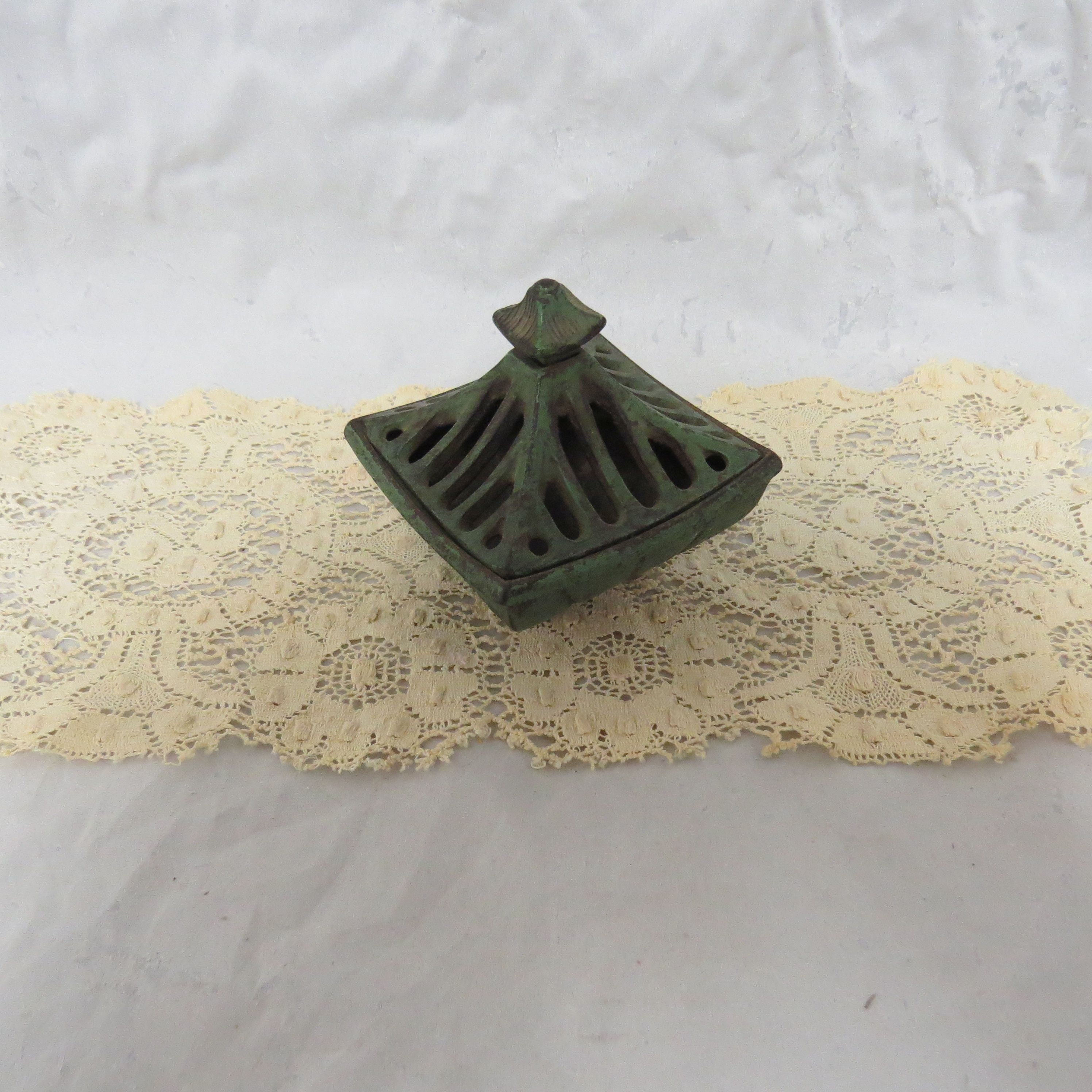 Vintage Vantines Green Painted Cast Owl Lamp Shantel Decor