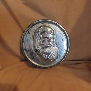 Vintage Santa Claus Face Embossed Cake Pan Baking Pan image 1