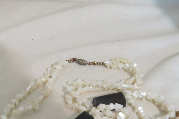 Vintage Mother Of Pearl Demiparure Necklace Pierc… - image 6