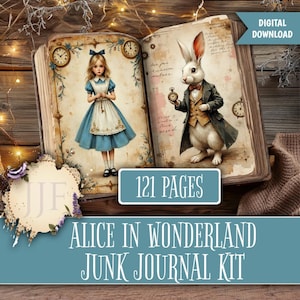 Op de afbeelding: Een open boek met illustraties van Alice in Wonderland-personages. De linkerpagina toont Alice in een blauwe jurk, de rechterpagina toont het Witte Konijn. De tekst "121 PAGES" en "ALICE IN WONDERLAND JUNK JOURNAL KIT" zijn ook zichtbaar.