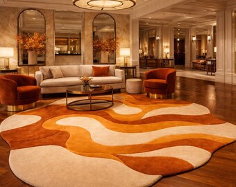 Alfombra de lana ondulada irregular, tejida a mano. Tonos neutros cálidos. Moderna alfombra abstracta de lujo esculpida para hoteles.