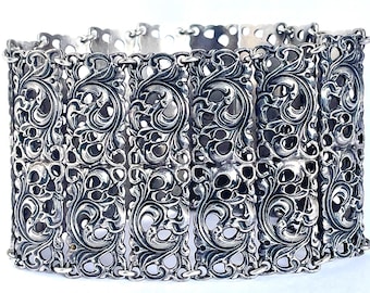 Vintage 830 Silver Panel Bracelet, Intricate Swirling Design