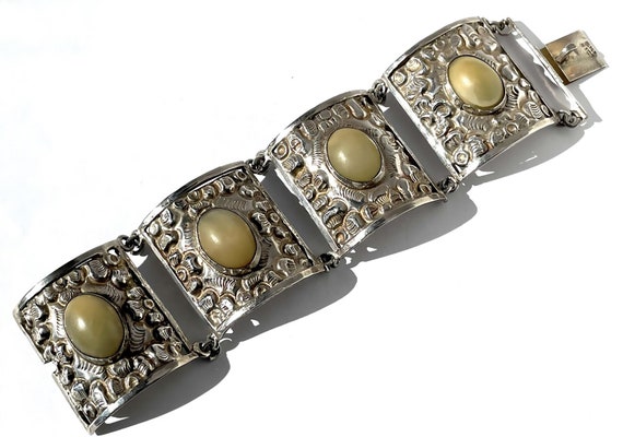 Mexican Sterling Silver Onyx Repousse Bracelet,Vi… - image 6