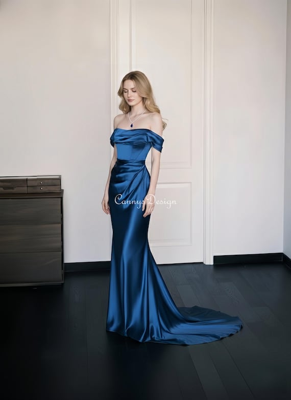 navy blue satin mermaid dress Navy Bridesmaid Dress Shiny Satin Size 3X
