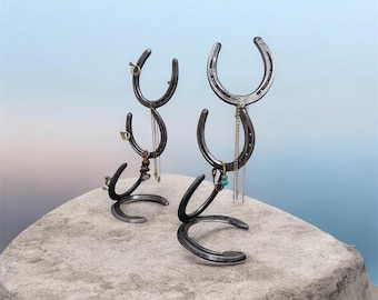 Rangement pour porte-bijoux en fer à cheval