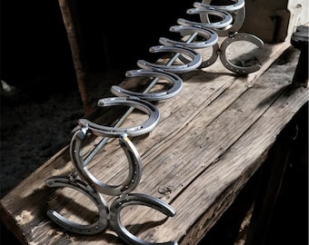 Hufeisen-Schuhregal - Rustikaler Stahl, Western Home Decor