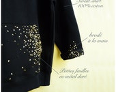 Embroidered black sweat-shirt "Golden honeysuckle"