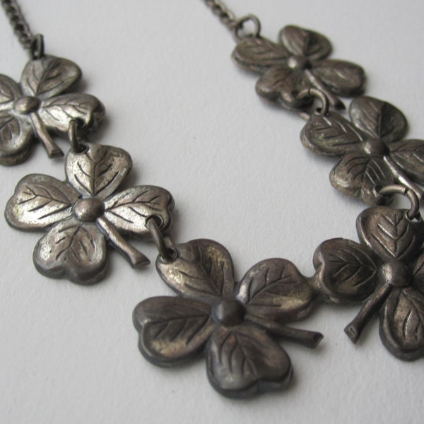 Lang Clover Necklace