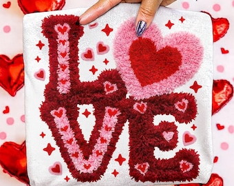 Namaakgaren gehaakte liefde Valentijnsdag png, haaknaald garen hart sublimatie png, retro gehaakt valentijnscadeau XOXO shirtontwerp