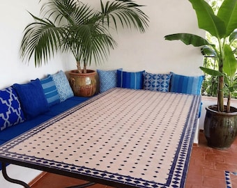 Mesa de mosaico marroquí hecha a mano / Mesa de centro con azulejos zellige / Mesa auxiliar plegable para patio / Regalo único para padres en su inauguración de casa