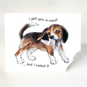 Tarjeta divertida, perro comió tarea, arte beagle, tarjeta en blanco, tarjeta de mascota, nombre personalizado, mensaje personalizado, feliz cumpleaños, tarjeta de aniversario