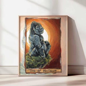 Estampado de gorila, arte del rey de oros, decoración de vida silvestre para lectores de tarot y amantes de los animales.