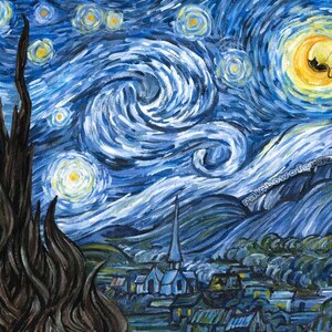 Pu&ograve; includere: Un dipinto di un cielo notturno stellato con un cielo blu e bianco vorticoso. Un grande albero scuro si trova in primo piano e un piccolo paese si trova in lontananza. Un palloncino rosso galleggia nel cielo.