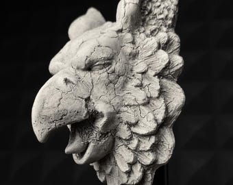 Handgemachte Beton Beton griffon greif hippogriff gargoyle Wandplakette Skulptur gothic decor potteriana fantasie
