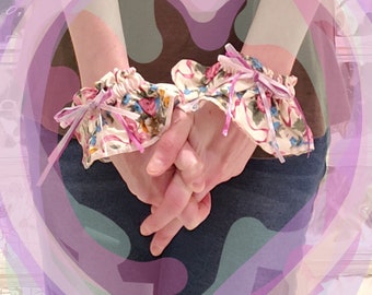 Sweet Classic Lolita Wrist Cuffs