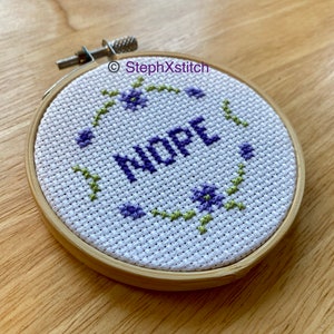 MUSTER Nö Kreuzstich Lustige Subversive Blumen DIY PDF Xstitch Muster Instant Download Bild 4