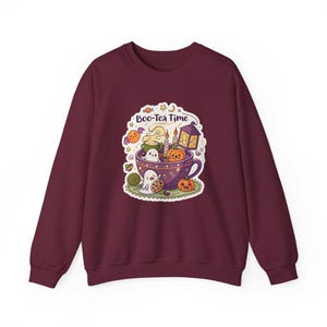 Boo-Tea Time Ghost Tea Party Halloween Sweatshirt, Funny Spooky Season Sweatshirt, Quirky Halloween Gift bild 4