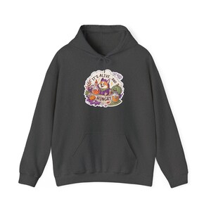 Frankencorgi It's Alive And Hungry Halloween Hoodie, Funny Spooky Season Hoodie, Quirky Halloween Gift afbeelding 5