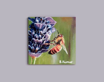 ラベンダーにとまるミツバチのミニ絵画、アクリル画による花のアートワーク（4 x 4インチ）