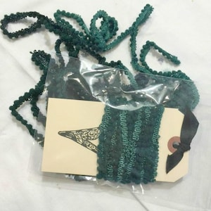 Pom Pom Trim - Sequoia - Hand-Dyed Mini