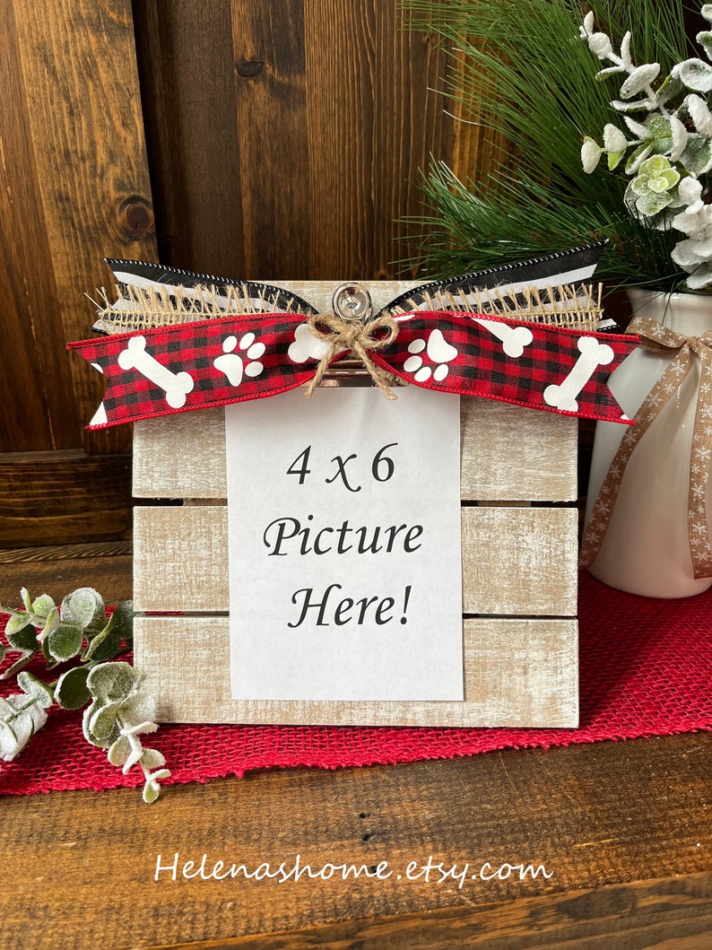 Dog Christmas Picture Frame/Christmas Gift for Dogs/Pet Lover Gift/Dog Lover Gift/4 x 6 Christmas Photo Frame/Dog Frame/Plaid Christmas image 1