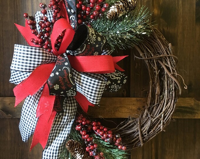 Christmas Wreath/black and White Christmas Wreath/berry Wreath Etsy