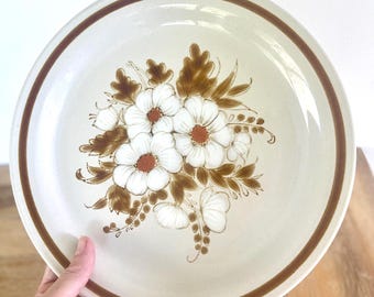 Vintage Stoneware Dinner Plates | Mountain Wood Collection | Dried Flowers Pattern | Made in Japan